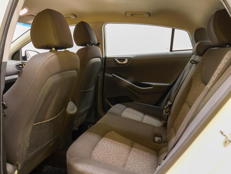 Hyundai IONIQ electric vaihtoauto