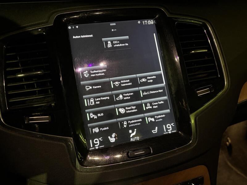 Volvo XC90 vaihtoauto