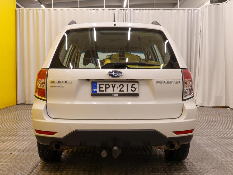 Subaru Forester vaihtoauto