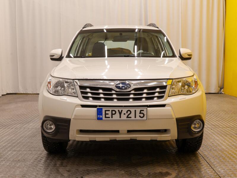 Subaru Forester vaihtoauto