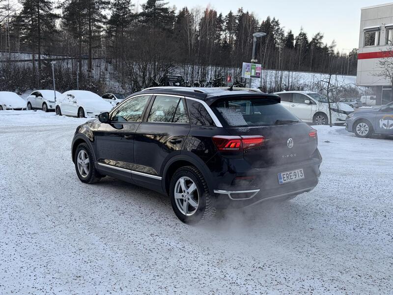 Volkswagen T-Roc vaihtoauto