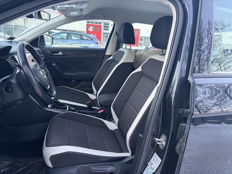 Volkswagen T-Roc vaihtoauto