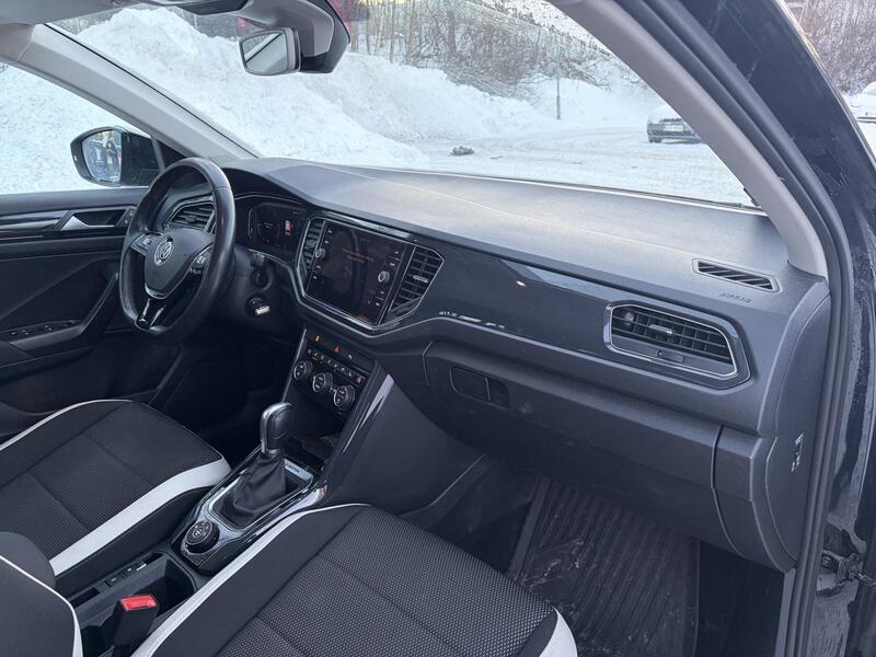 Volkswagen T-Roc vaihtoauto