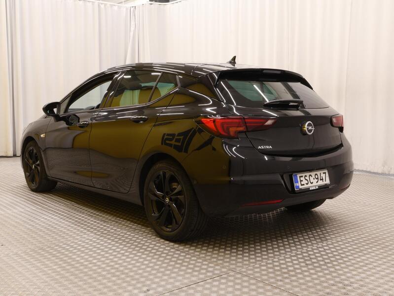 Opel Astra vaihtoauto