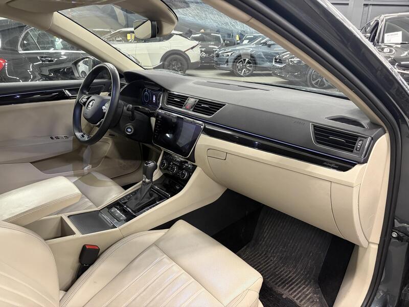 Skoda Superb vaihtoauto