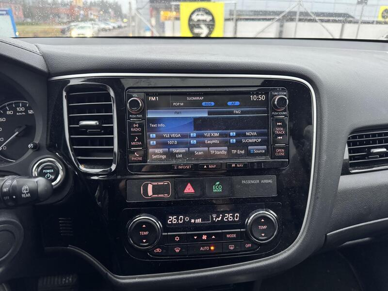 Mitsubishi Outlander PHEV vaihtoauto