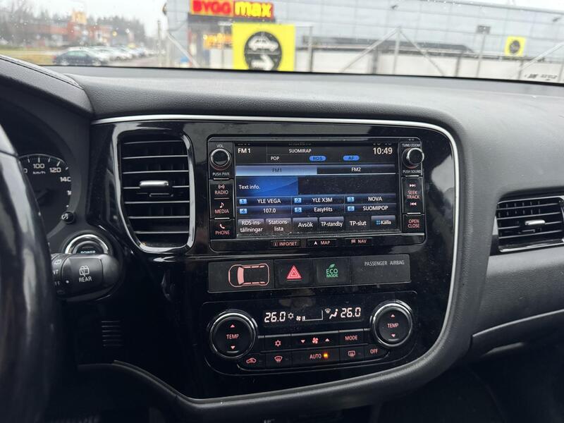 Mitsubishi Outlander PHEV vaihtoauto