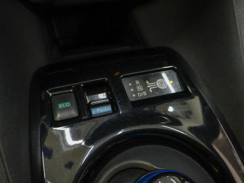 Nissan Leaf vaihtoauto