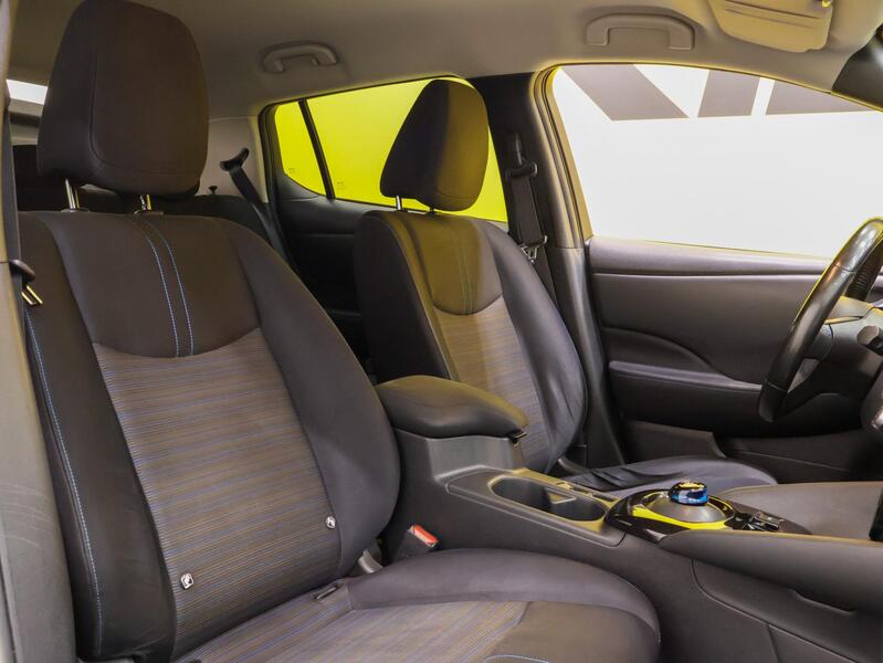 Nissan Leaf vaihtoauto