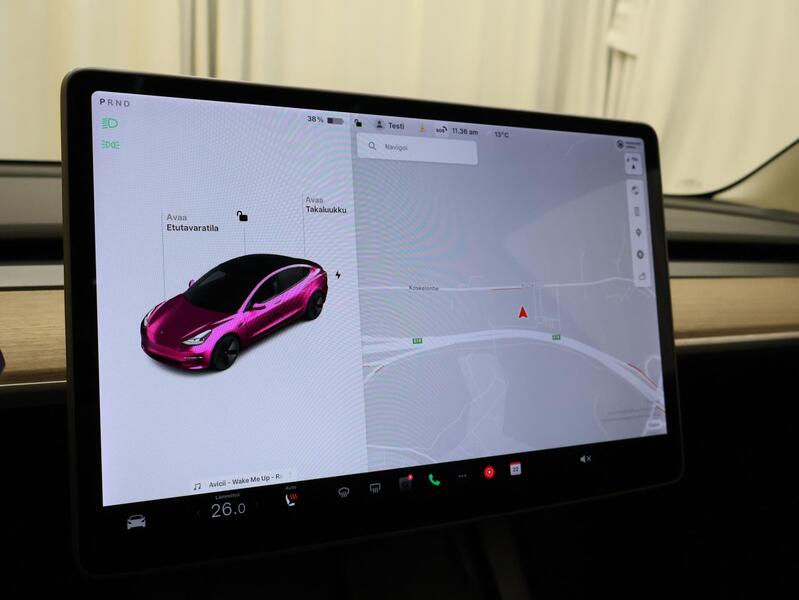 Tesla Model 3 vaihtoauto