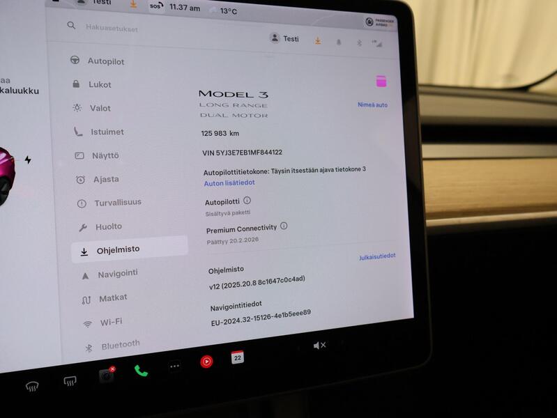 Tesla Model 3 vaihtoauto