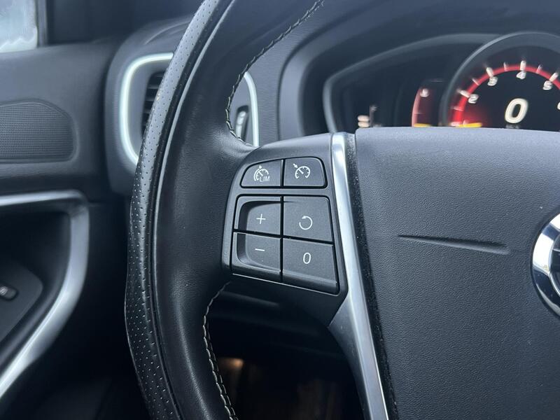 Volvo V40 vaihtoauto