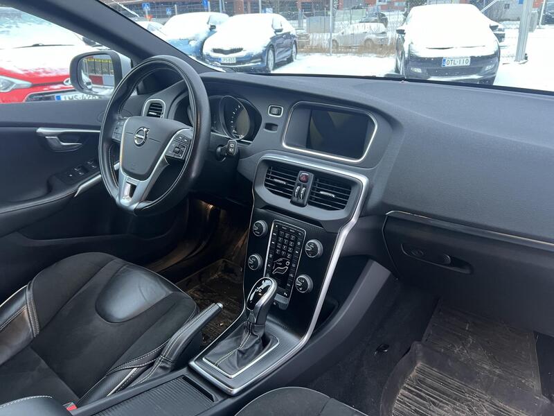 Volvo V40 vaihtoauto