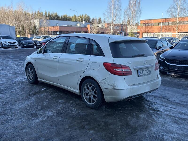 Mercedes-Benz B vaihtoauto