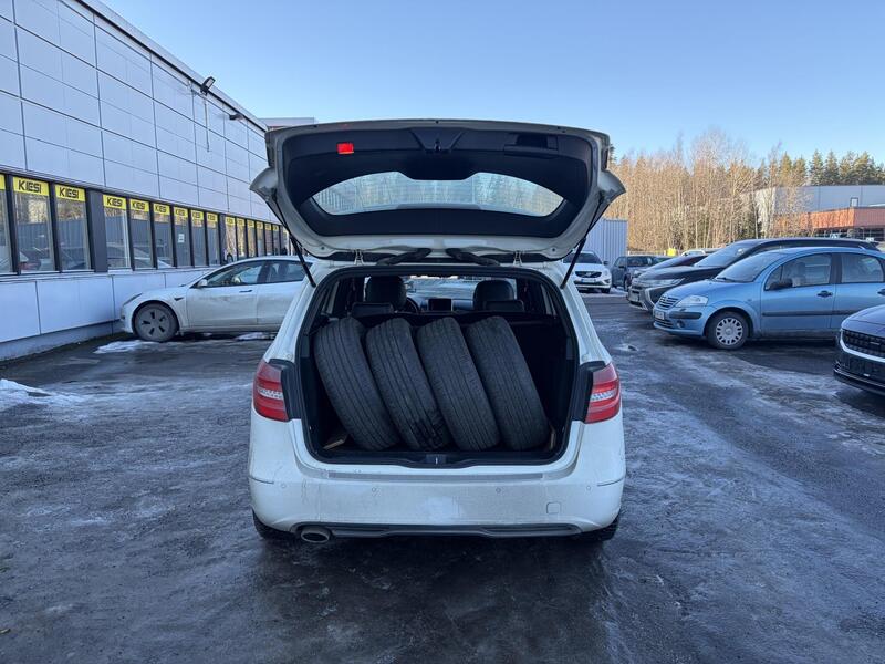 Mercedes-Benz B vaihtoauto