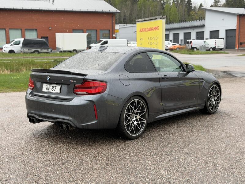 BMW M2 vaihtoauto