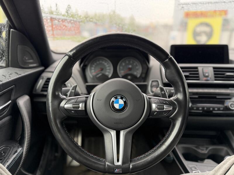 BMW M2 vaihtoauto