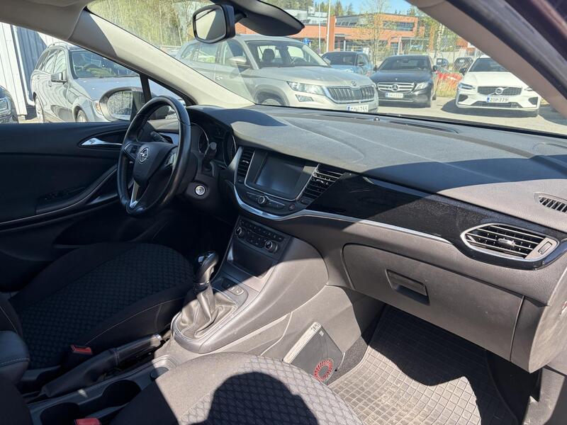 Opel Astra vaihtoauto