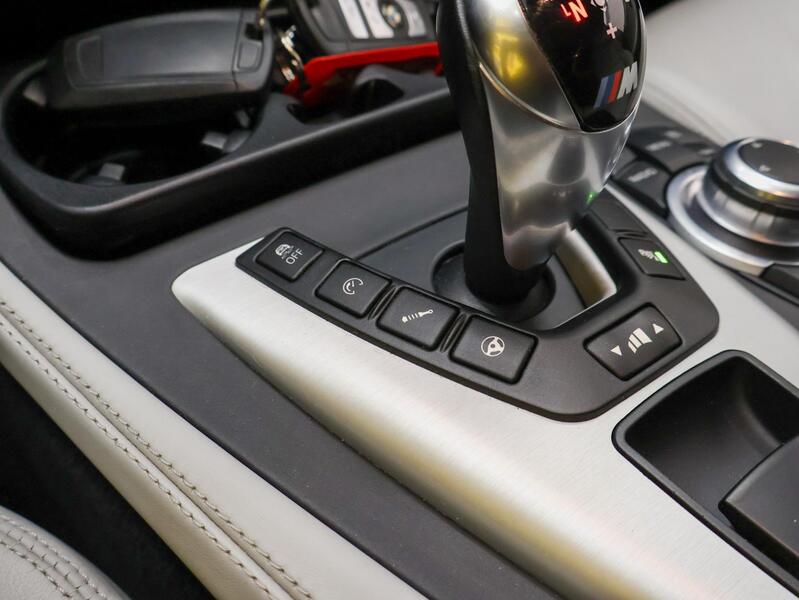 BMW M5 vaihtoauto