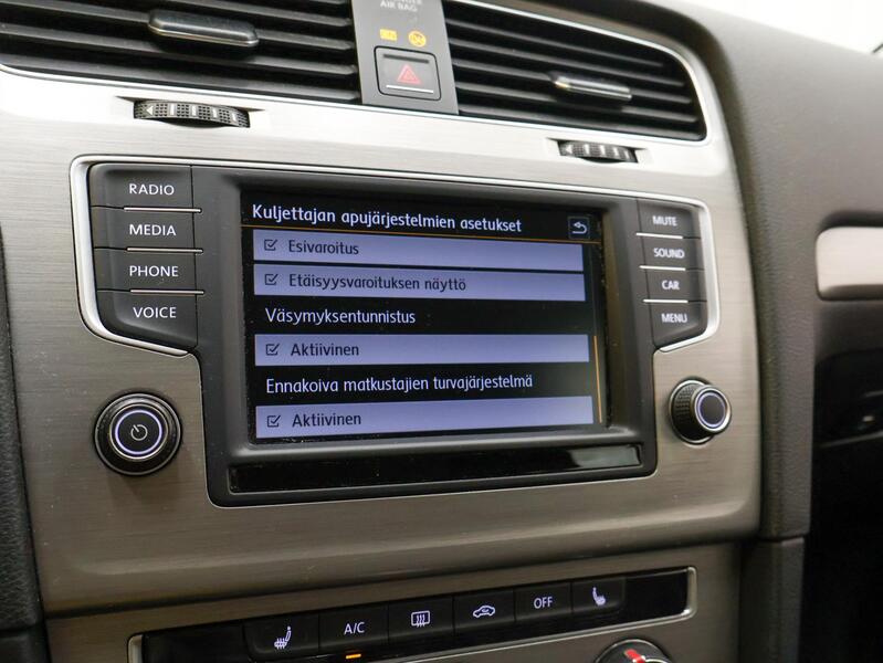 Volkswagen Golf vaihtoauto