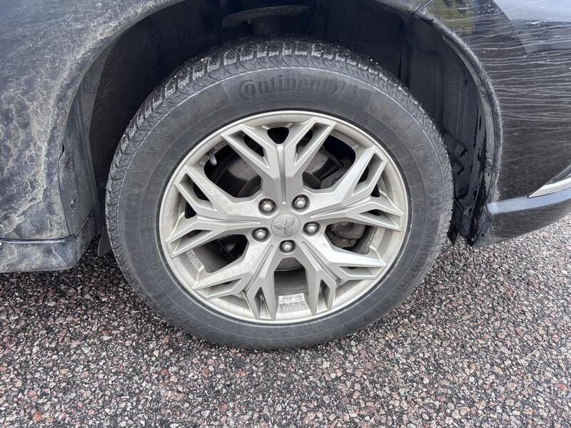 Mitsubishi Outlander PHEV vaihtoauto