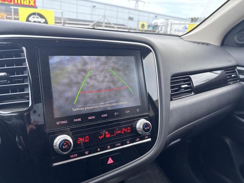 Mitsubishi Outlander PHEV vaihtoauto