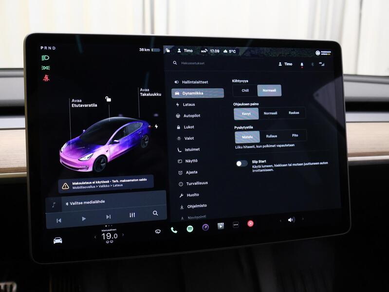 Tesla Model 3 vaihtoauto