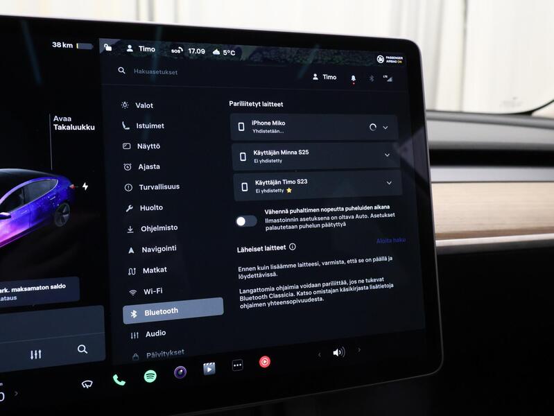Tesla Model 3 vaihtoauto