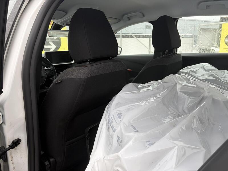 Peugeot 208 vaihtoauto