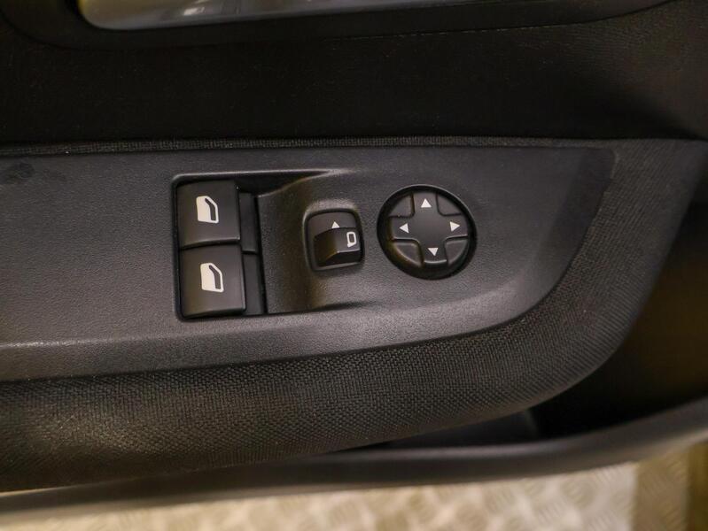 Peugeot 208 vaihtoauto