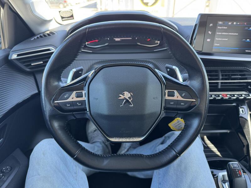 Peugeot 208 vaihtoauto