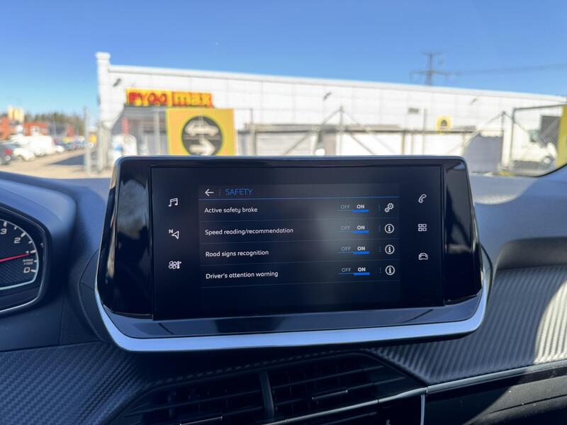 Peugeot 208 vaihtoauto