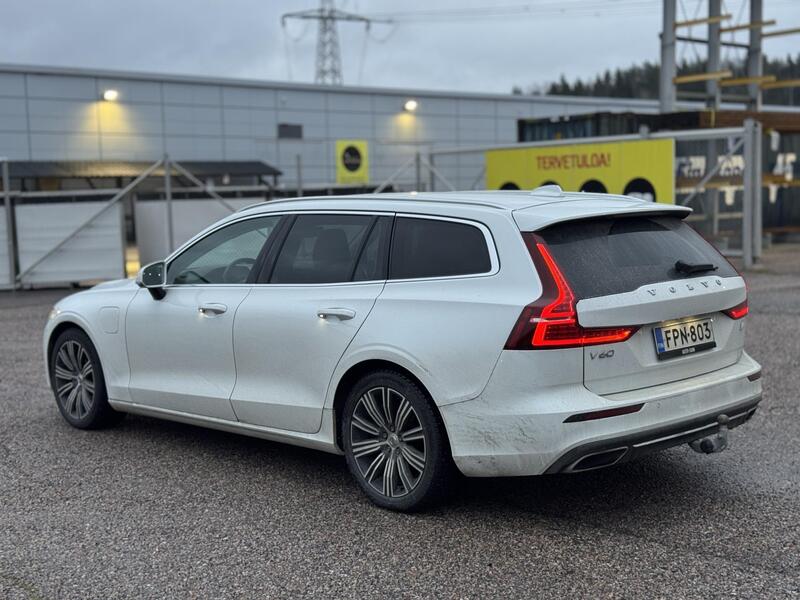 Volvo V60 vaihtoauto