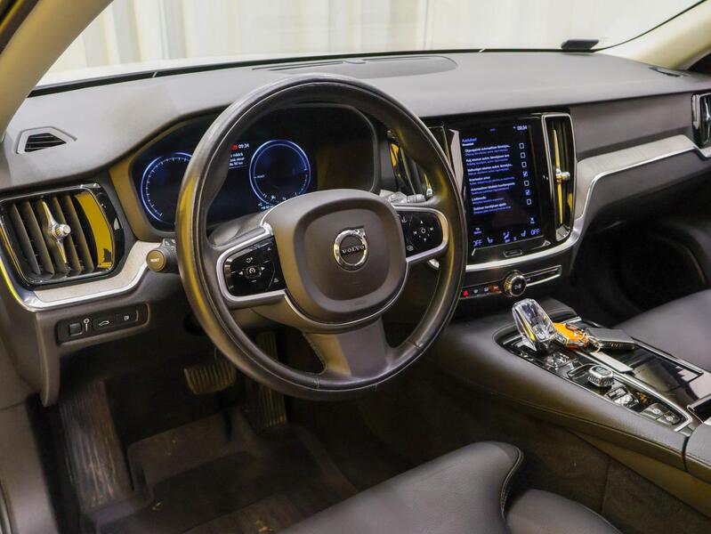 Volvo V60 vaihtoauto