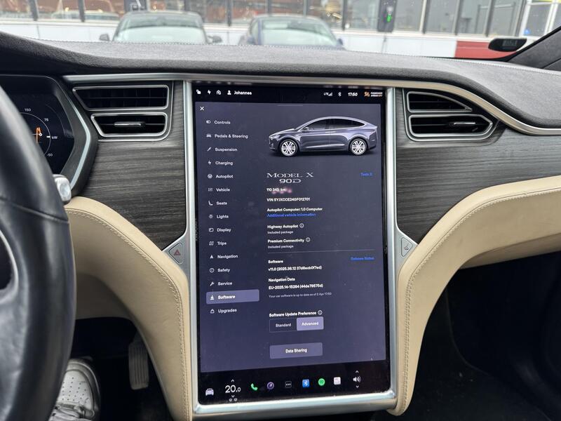 Tesla Model X vaihtoauto