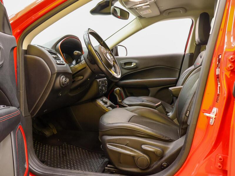 Jeep Compass vaihtoauto