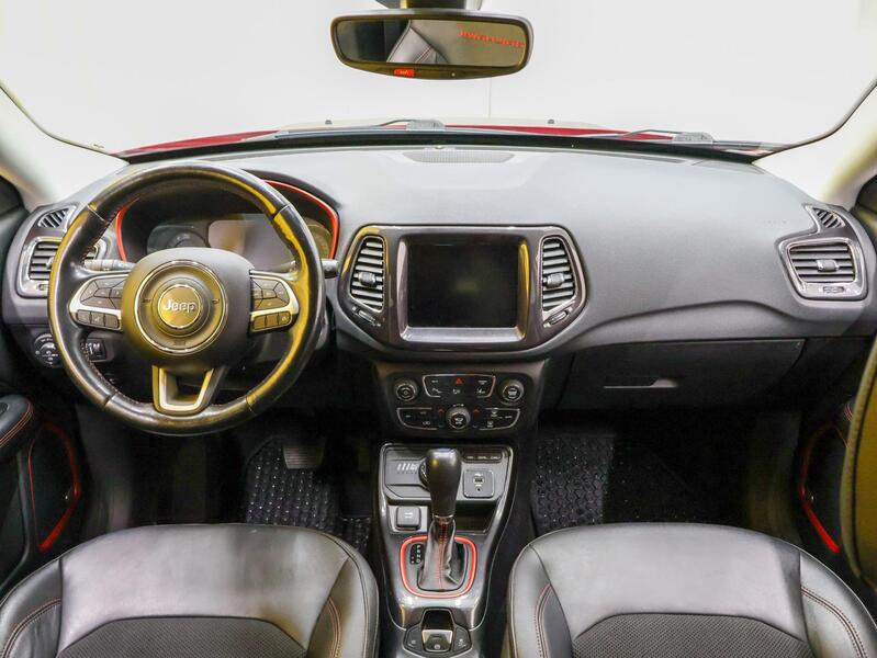 Jeep Compass vaihtoauto