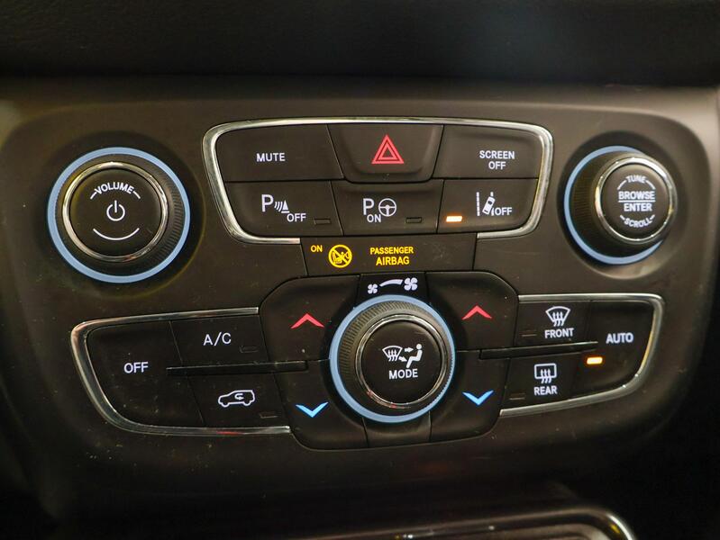 Jeep Compass vaihtoauto