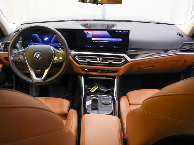BMW 330 vaihtoauto
