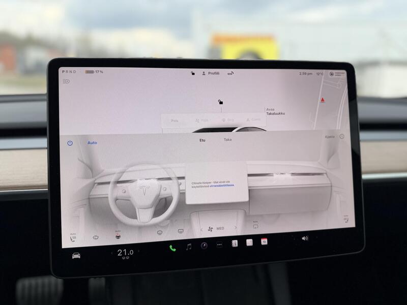 Tesla Model 3 vaihtoauto