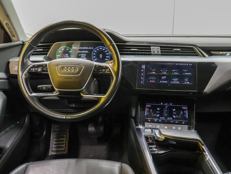 Audi e-tron vaihtoauto