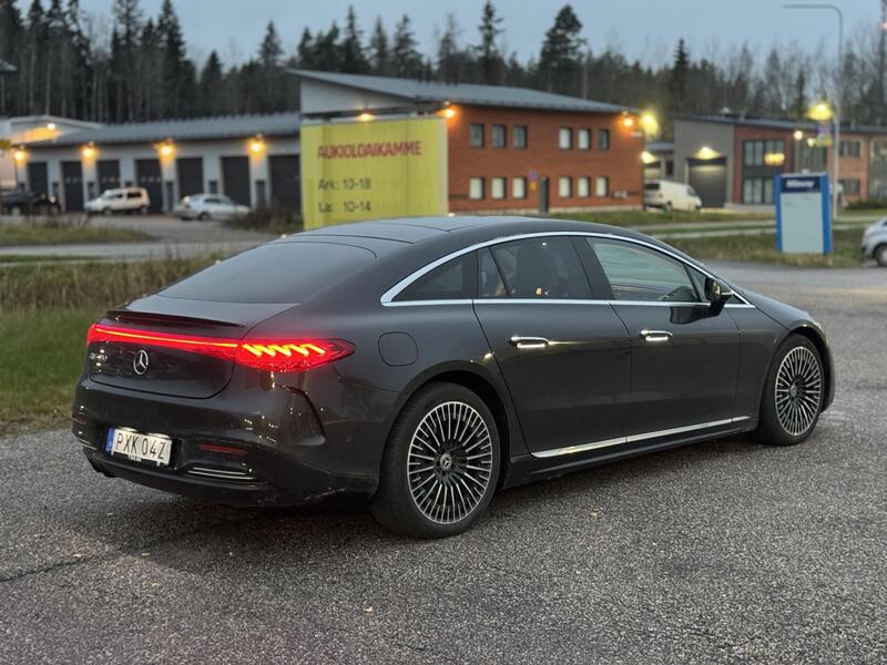 Mercedes-Benz EQS vaihtoauto