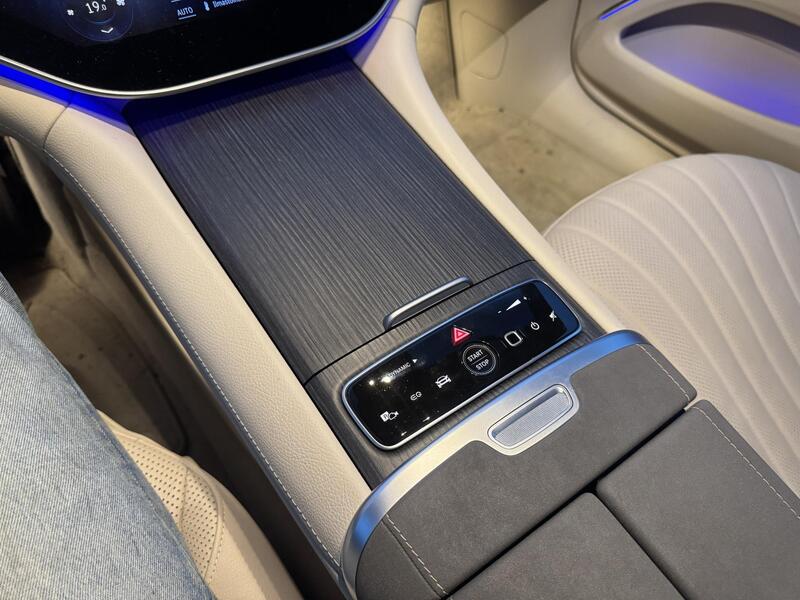 Mercedes-Benz EQS vaihtoauto