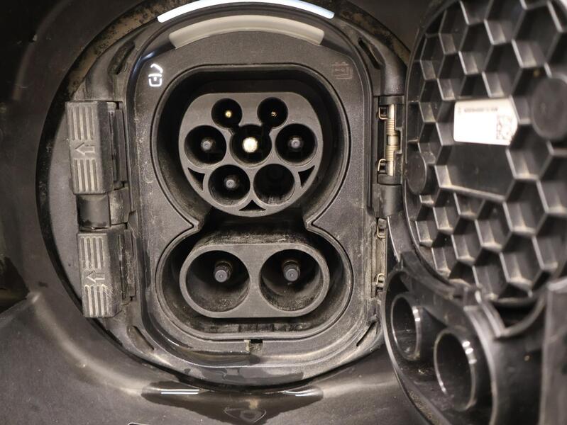 Mercedes-Benz EQC vaihtoauto