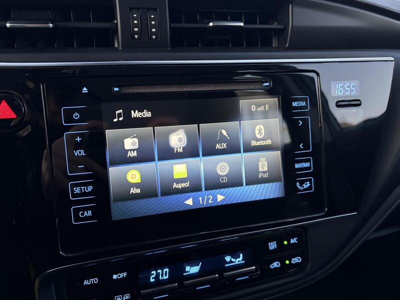 Toyota Auris vaihtoauto