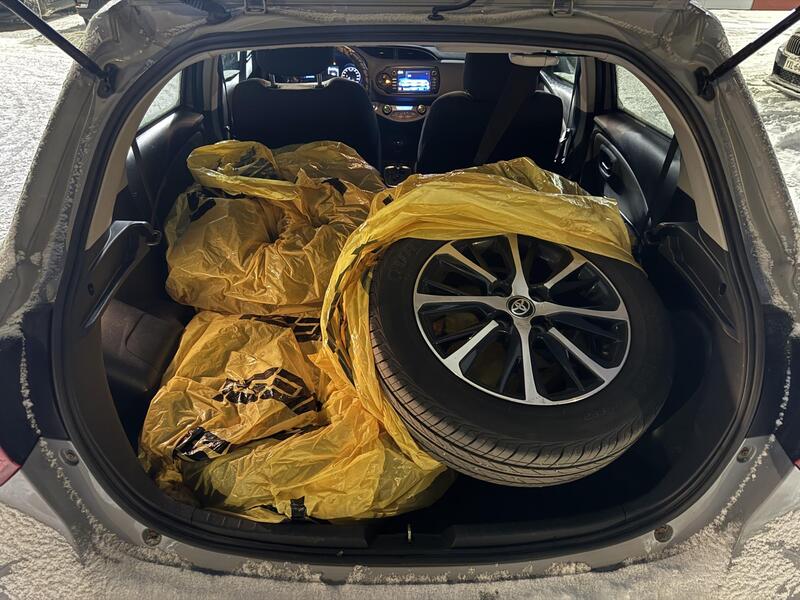 Toyota Yaris vaihtoauto