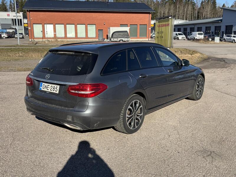 Mercedes-Benz C vaihtoauto