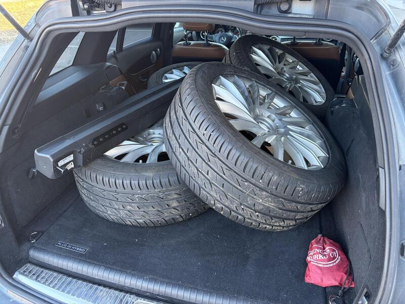 Mercedes-Benz C vaihtoauto