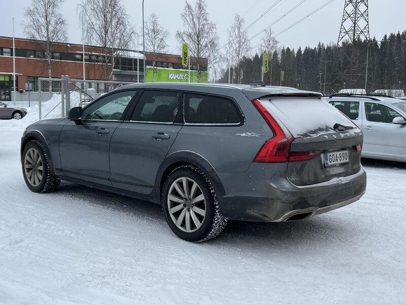 Volvo V90 Cross Country vaihtoauto