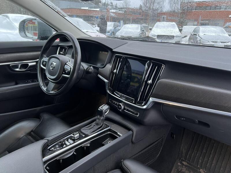 Volvo V90 Cross Country vaihtoauto
